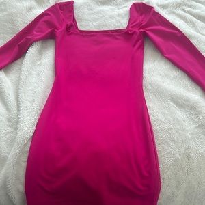 Babaton contour long sleeve dress small pink